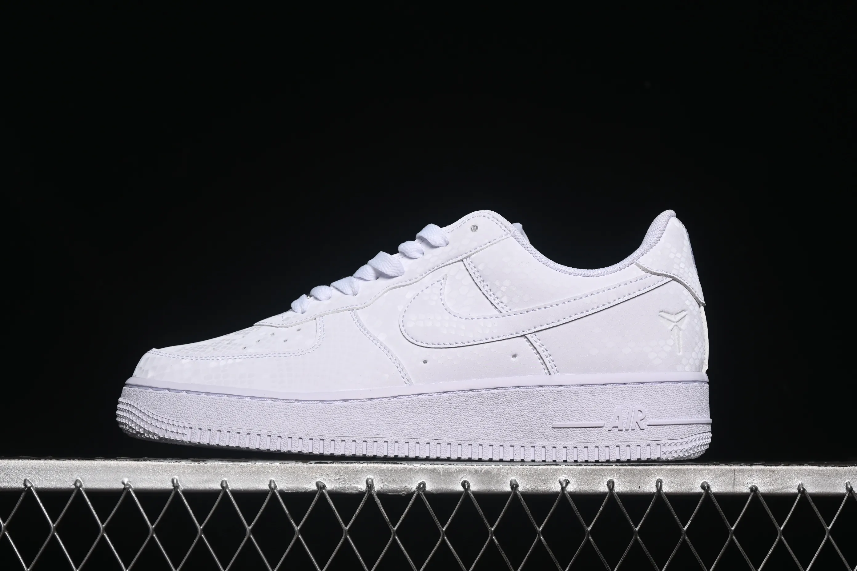 All categories Nk Air Force 1 Air Force series Nk Air Force 1 Low Kobe x Nike Air Force 1'07 Low Kobe Air Force 1 low-top casual sneakers IB0018-100